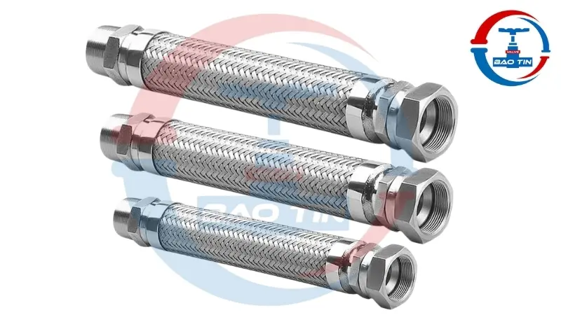 Khớp nối mềm inox đầu kết nối kiểu rắc co